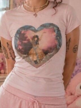 Pink Melanie Martinez Graphic Tee M Heart Print Coquette Girlhoodcore Soft Femin